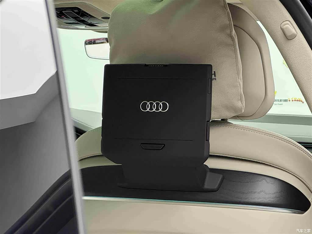 Audi A8L, 2025 9