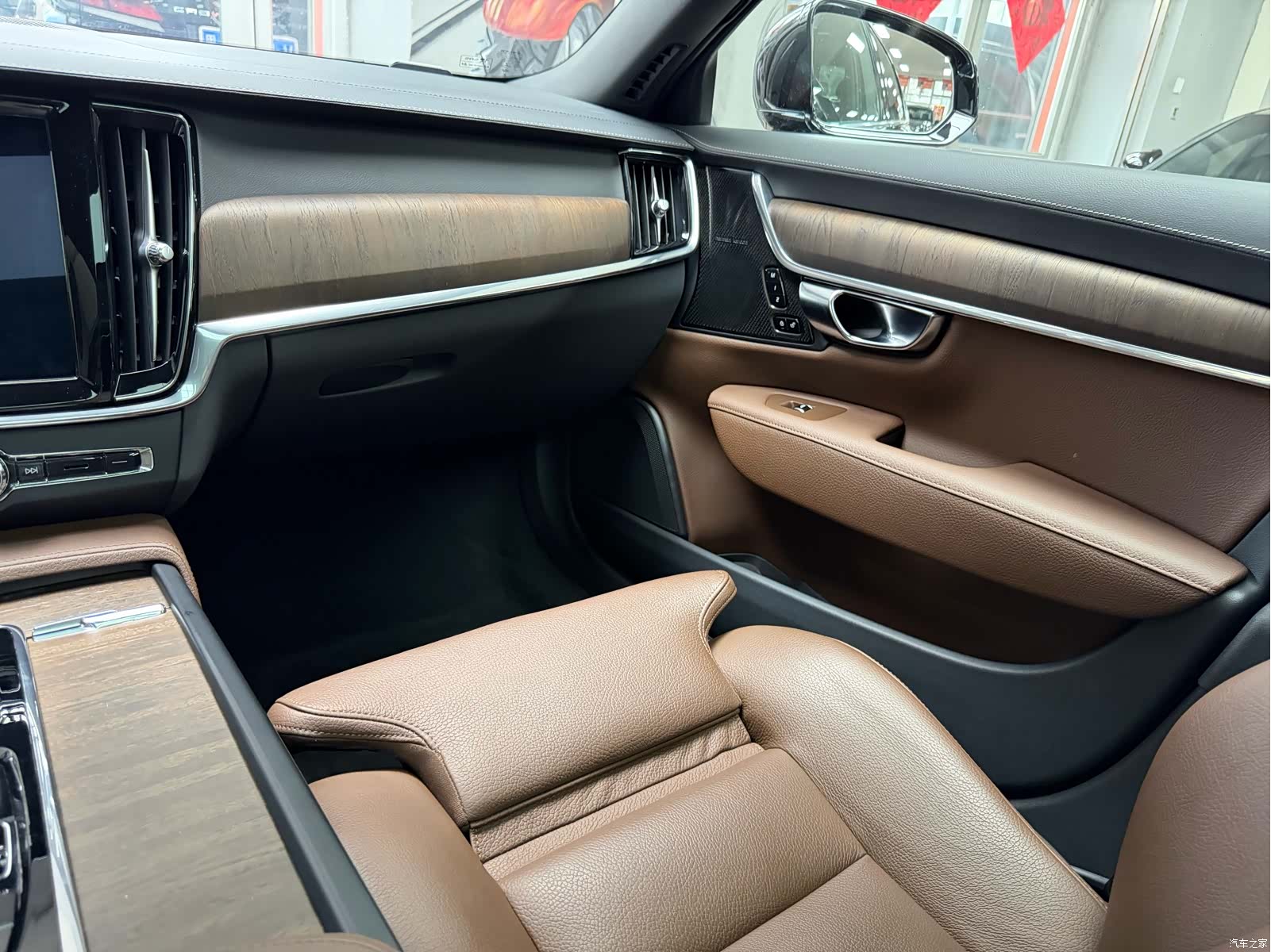 Volvo S90, 2021 23