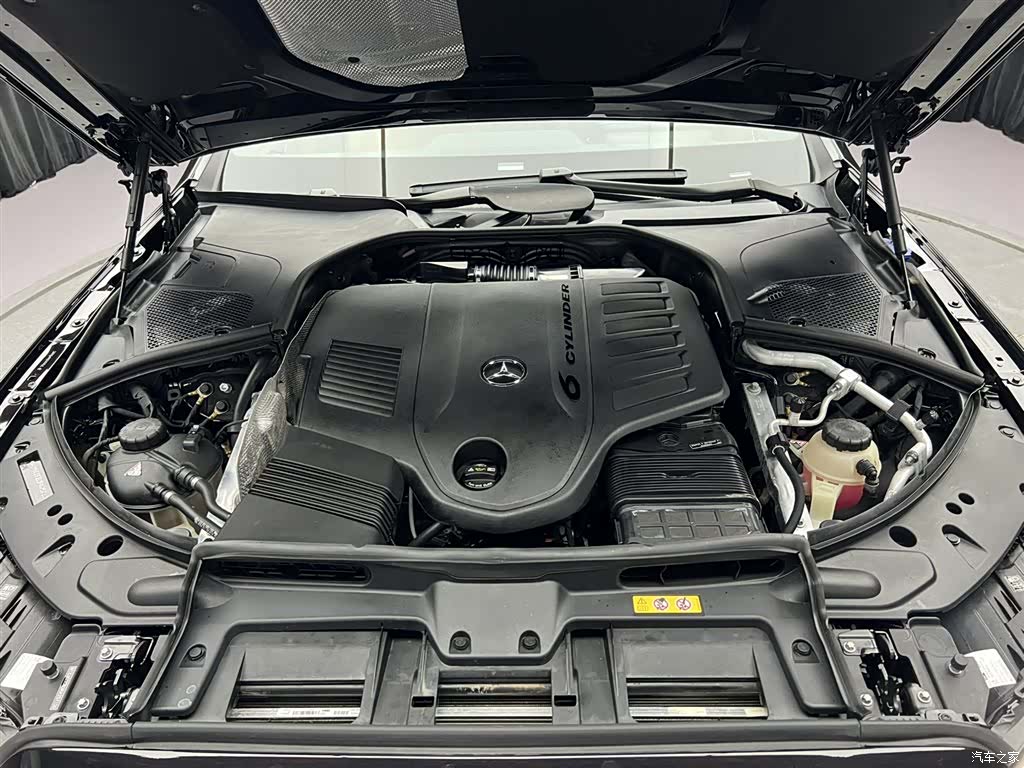 Mercedes-Benz S-Class, 2024 13