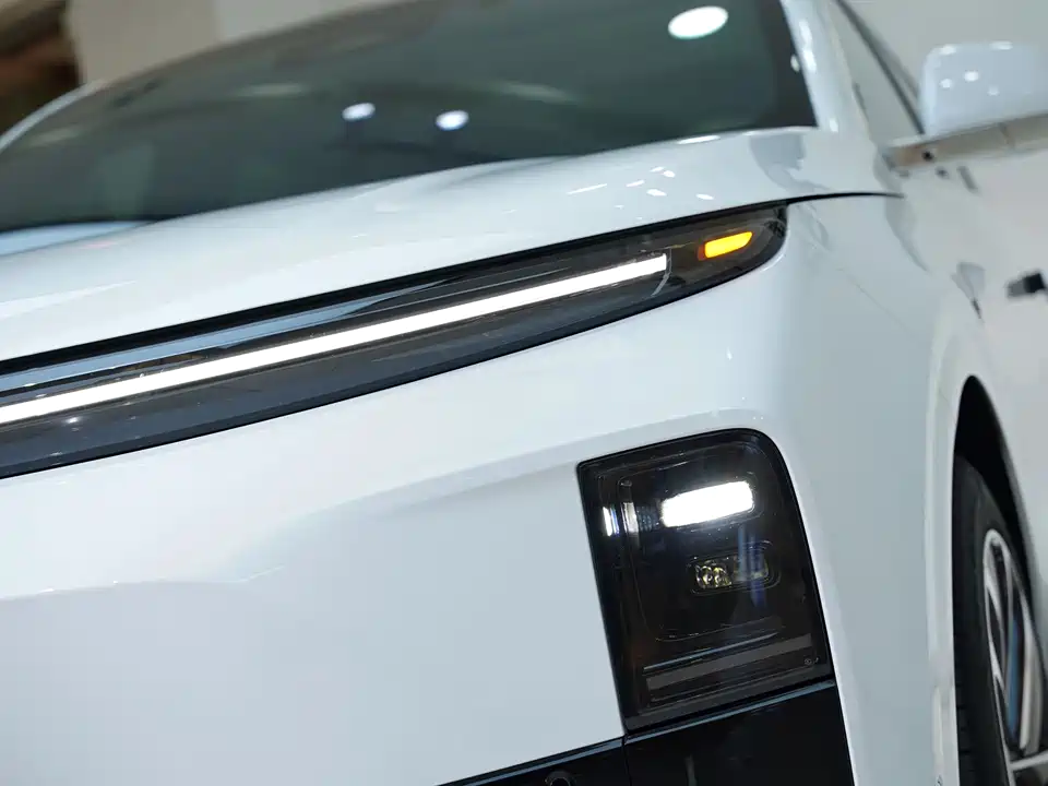 Li Auto Ideal L6