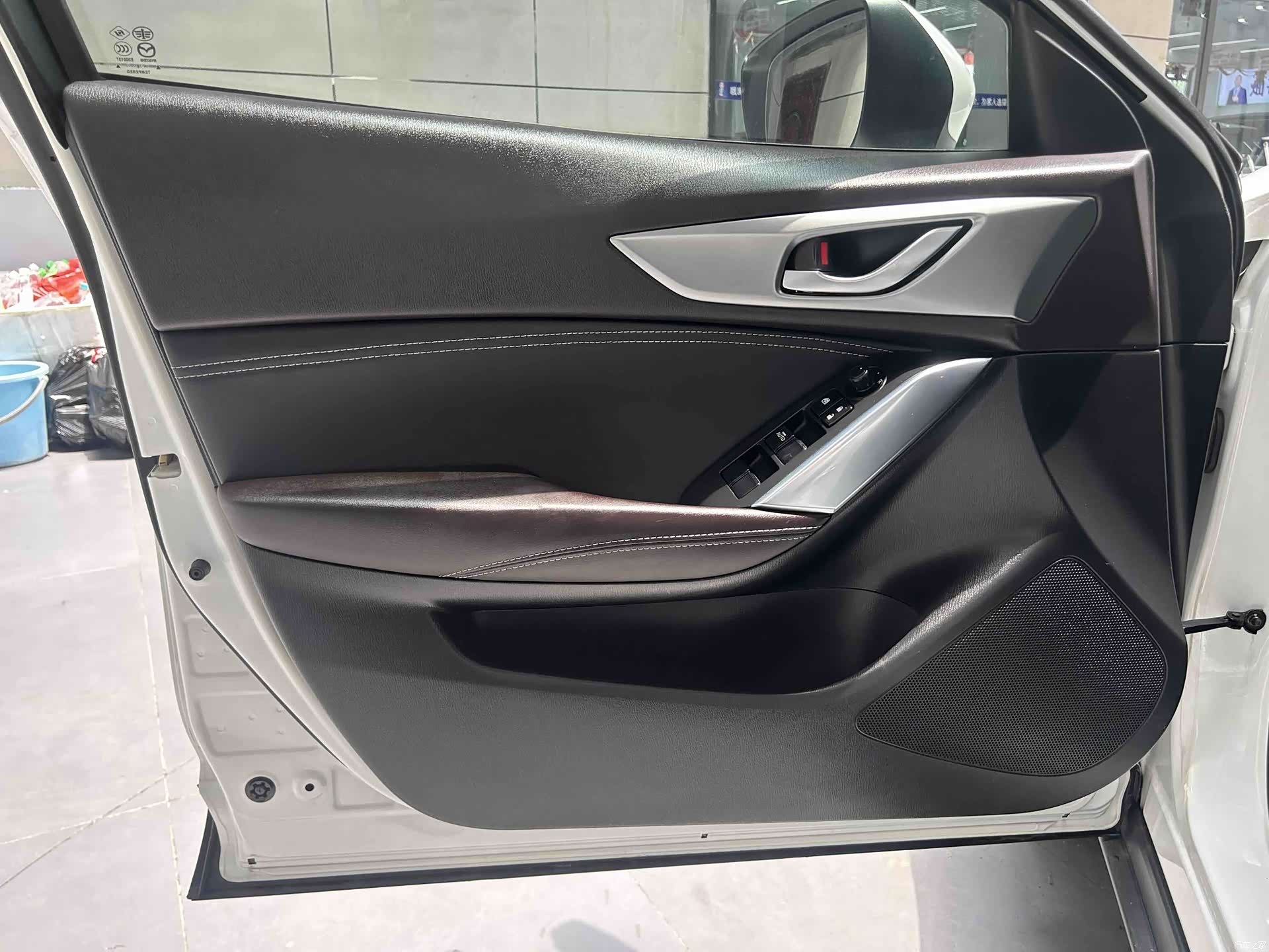 Mazda CX-4, 2016 13