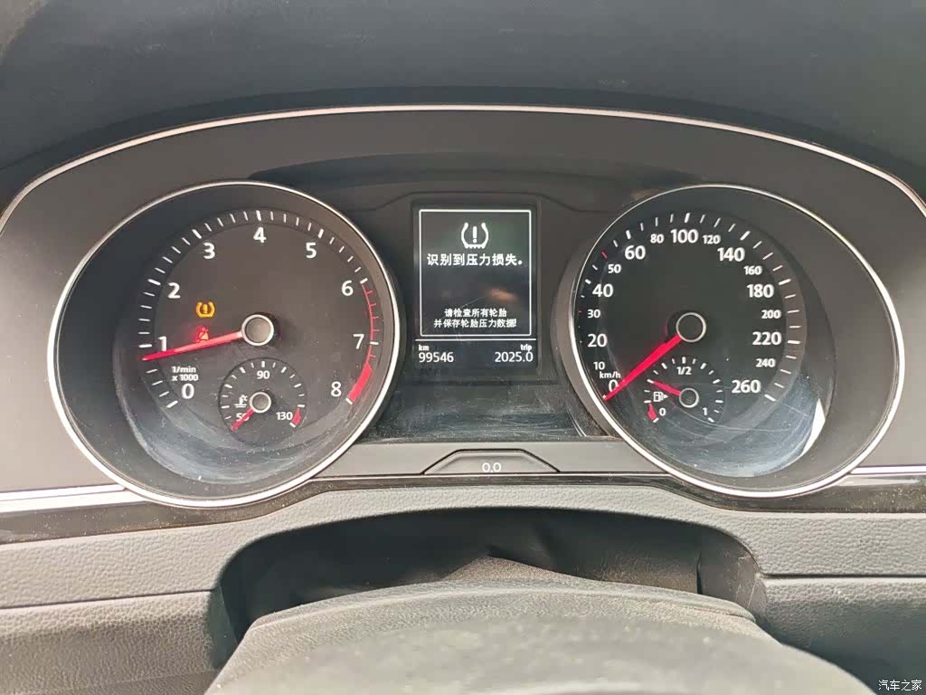 Volkswagen Magotan, 2017 12