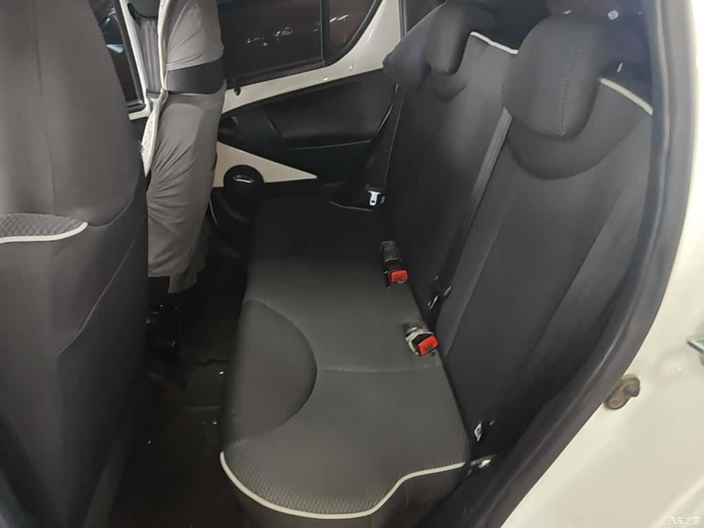 BYD e1, 2021 17