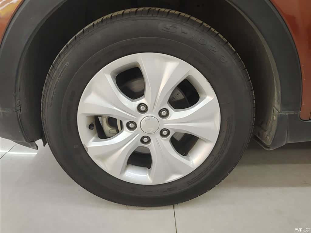 Kia KX3, 2016 23