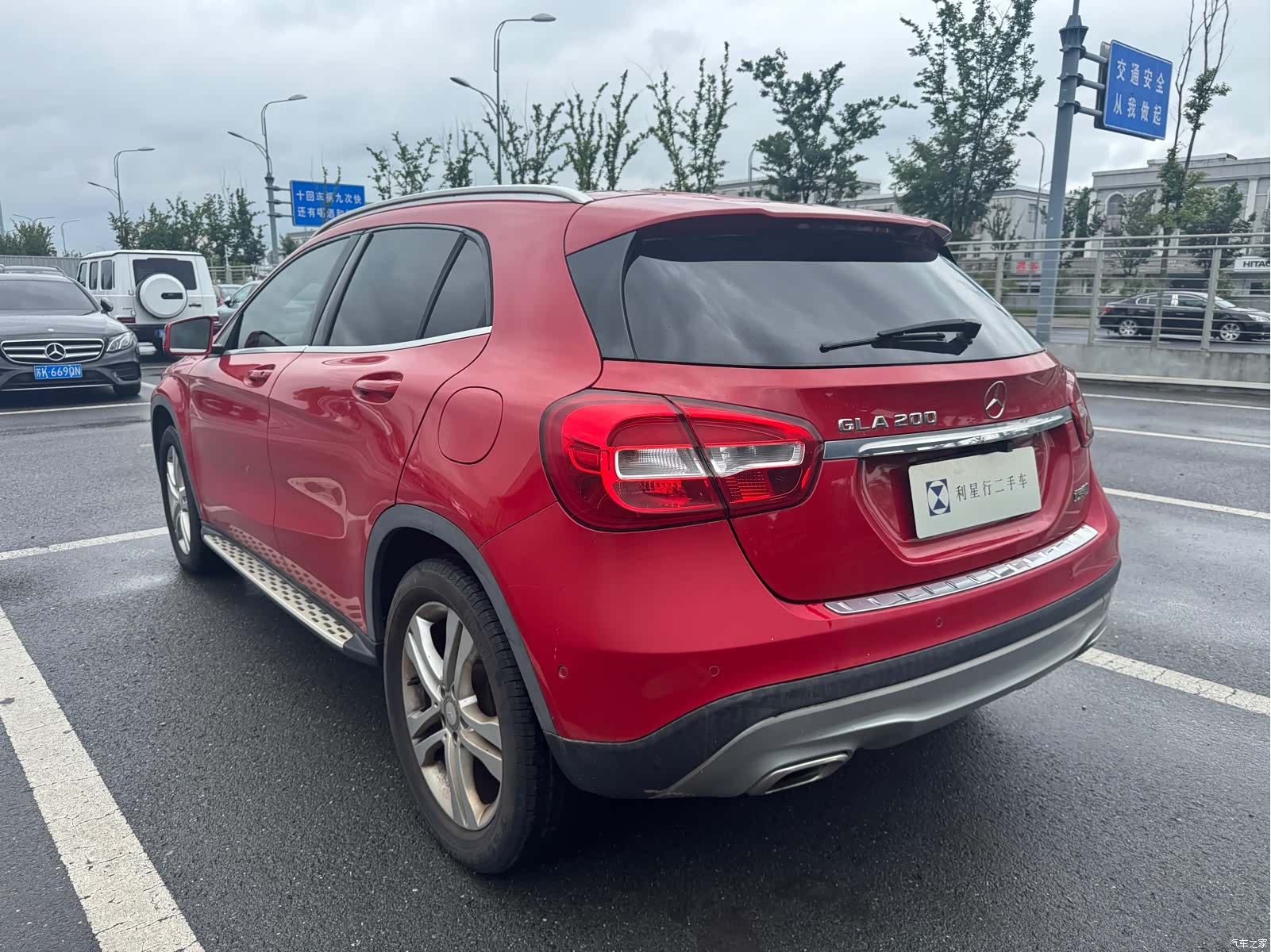 Mercedes-Benz GLA, 2016 13