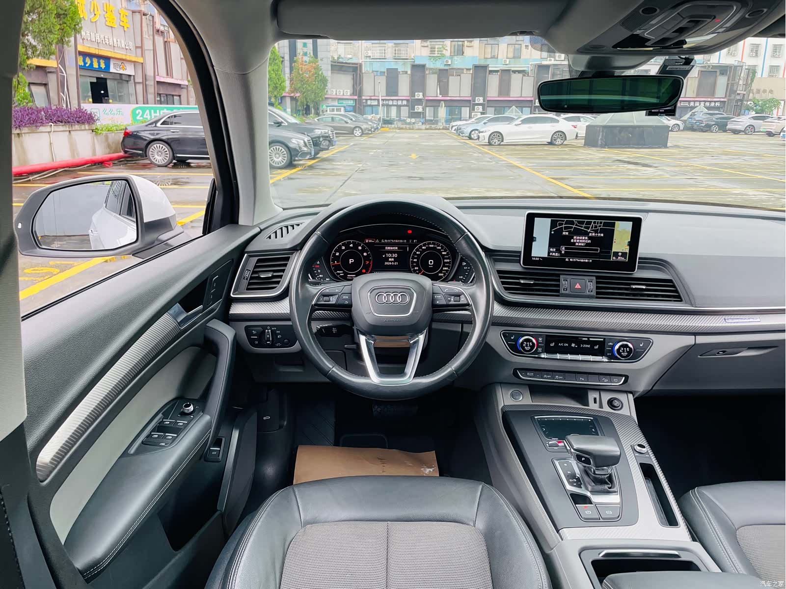 Audi Q5L, 2019 все фото