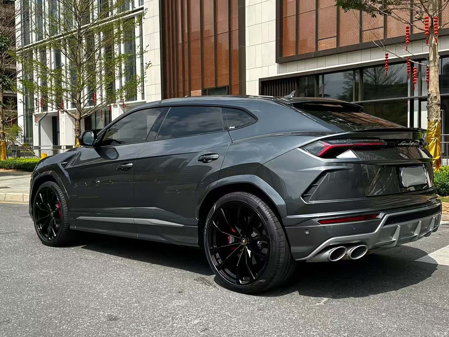Lamborghini Urus, 2021 9