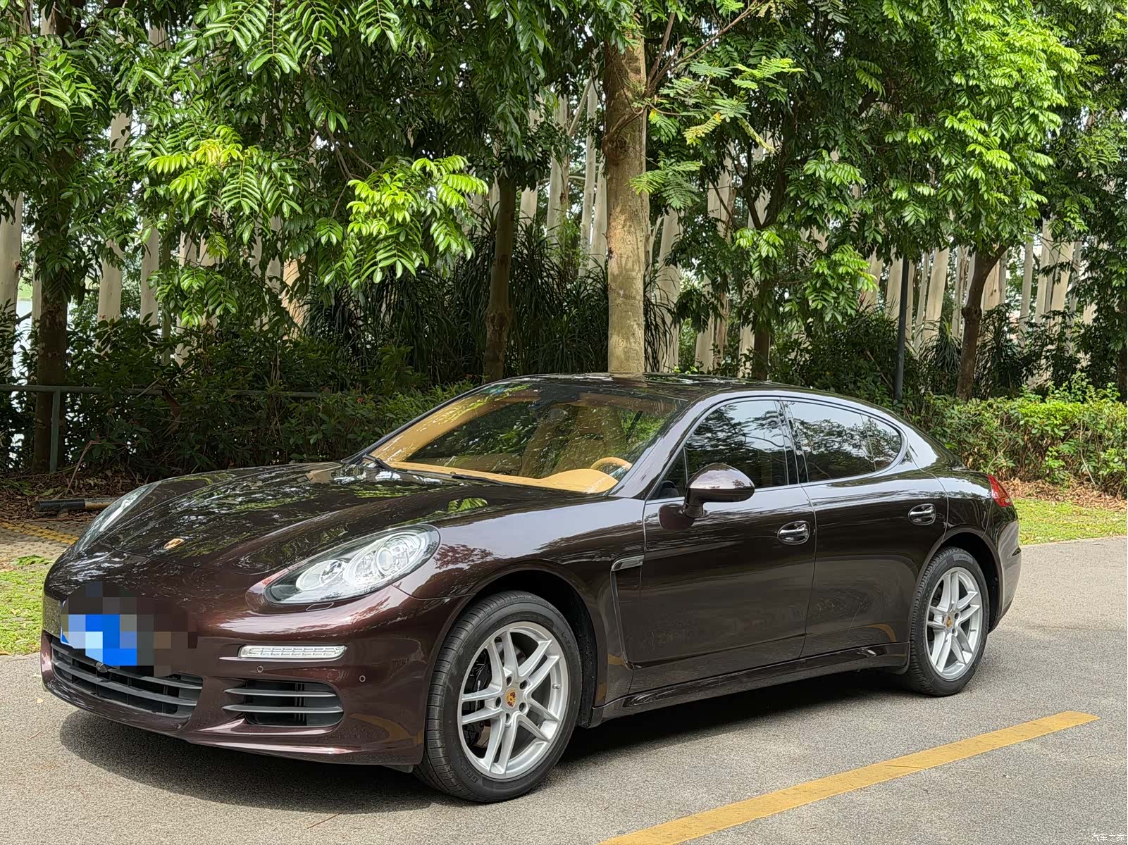 Porsche Panamera, 2015 1