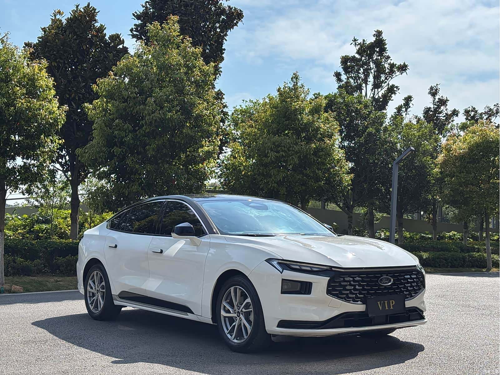 Ford Mondeo, 2023 3
