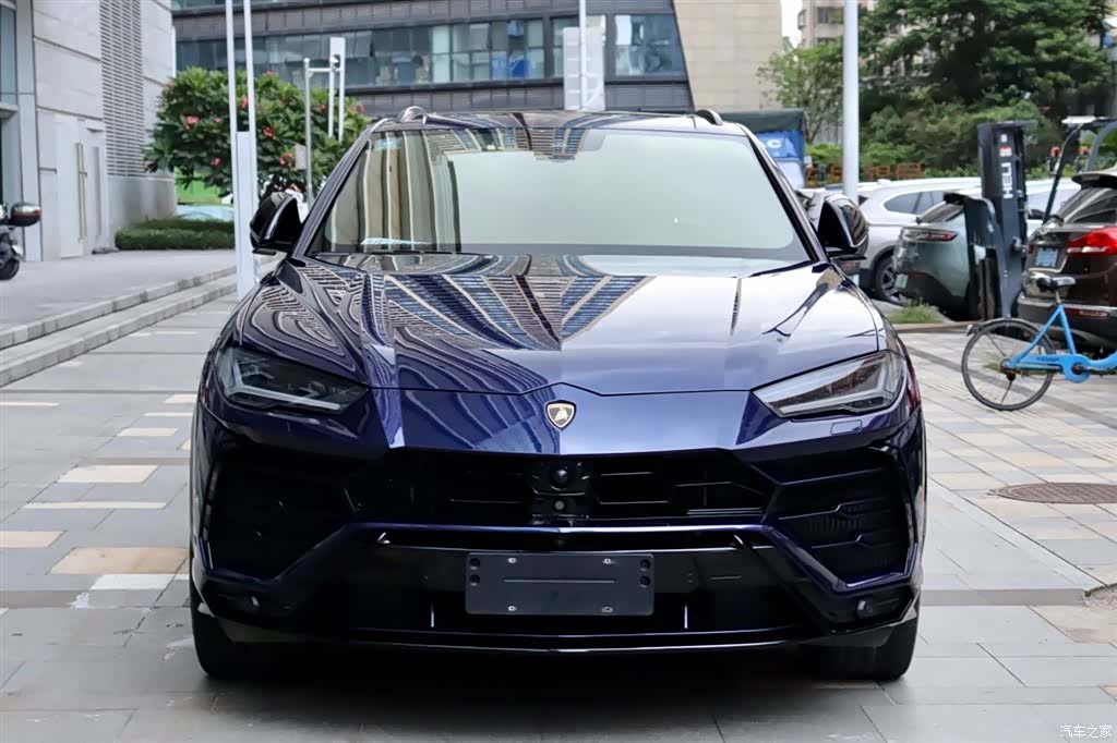 Lamborghini Urus, 2020 2