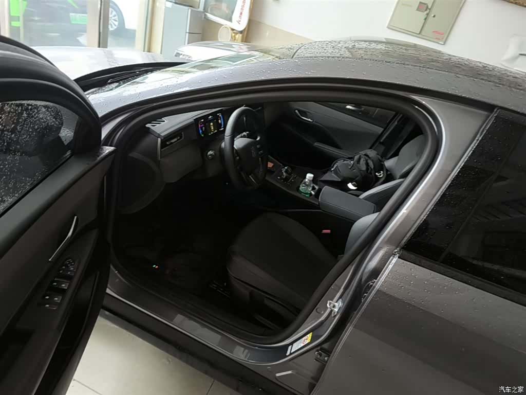 BYD Qin, 2025 16