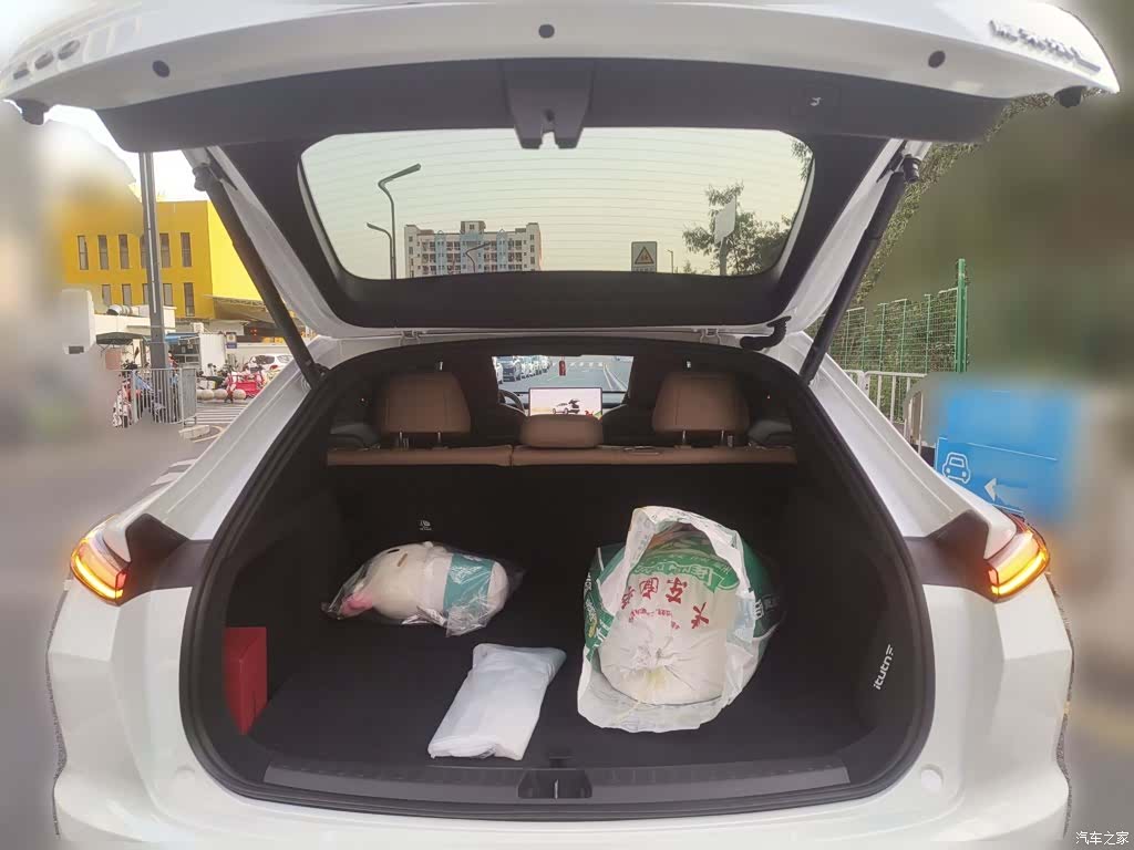 NIO L60, 2026 10