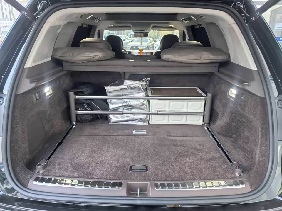 AITO Ask the world M9