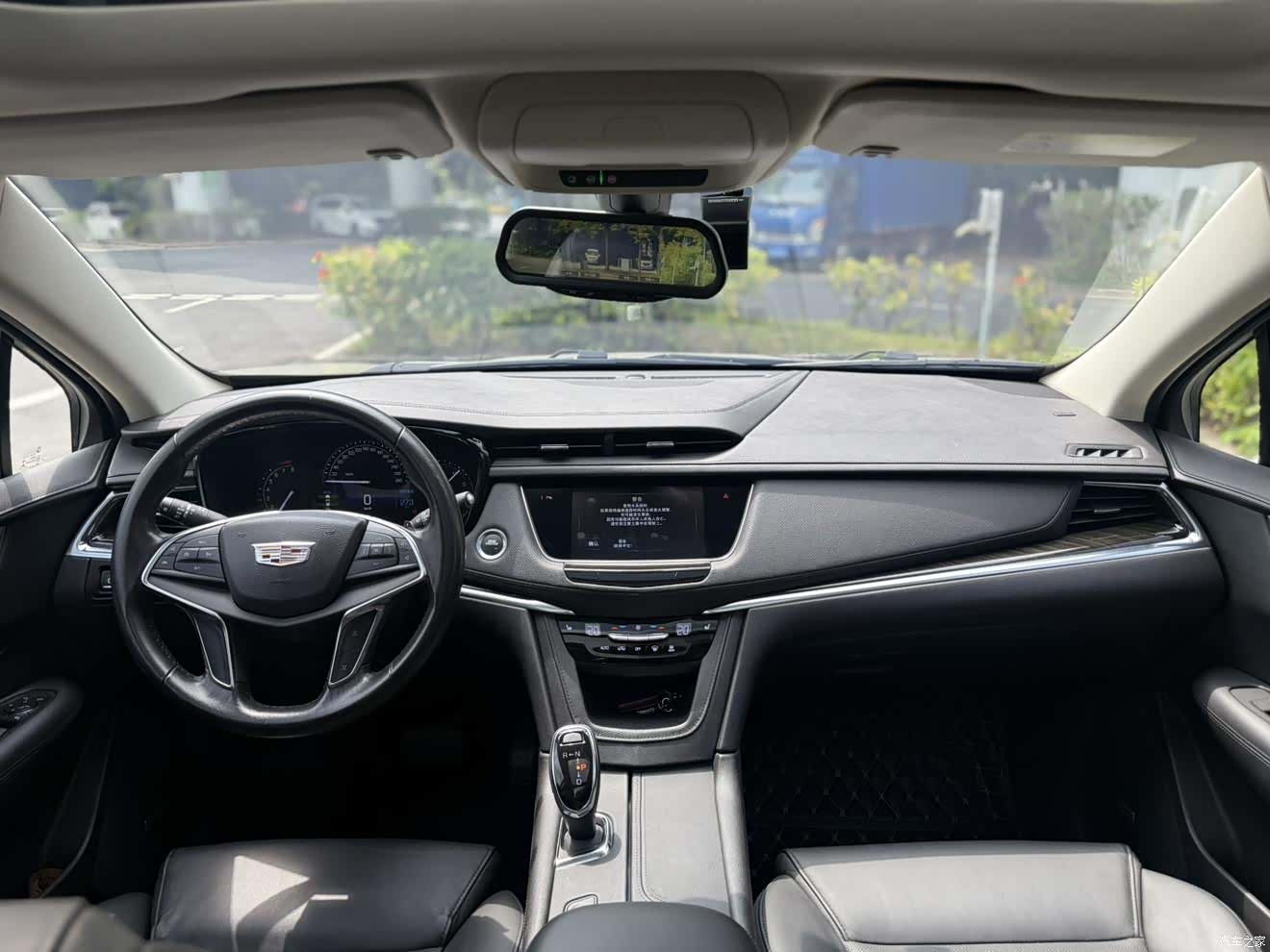 Cadillac XT5, 2017 9