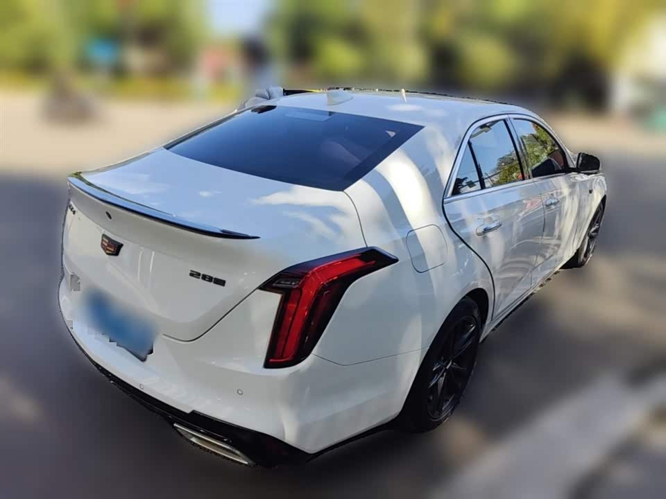 Cadillac CT4