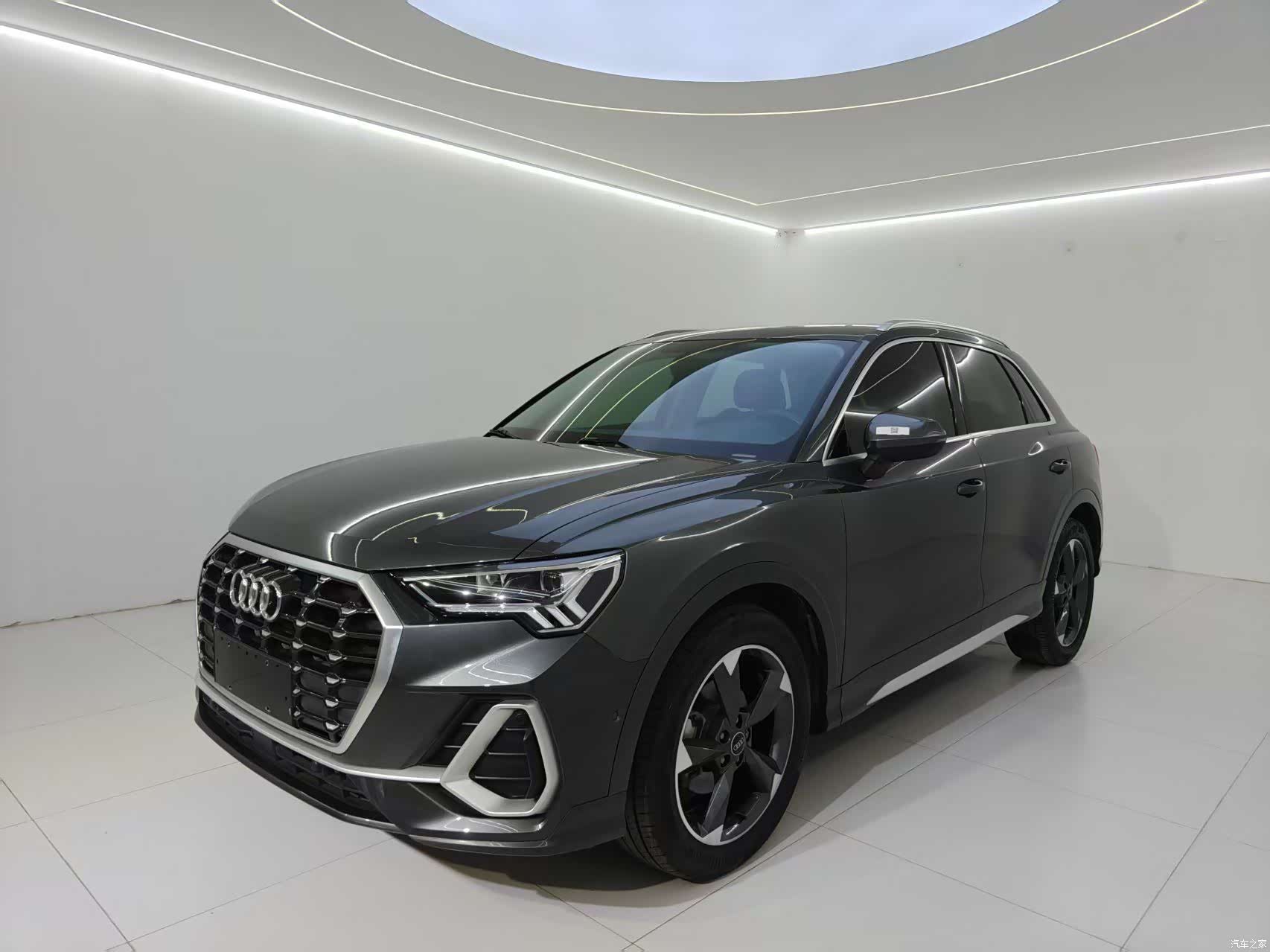 Audi Q3, 2022 1