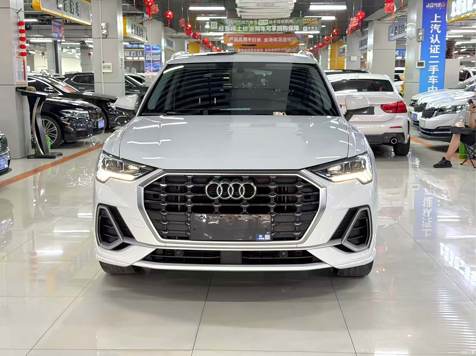 Audi Q3, 2022 3