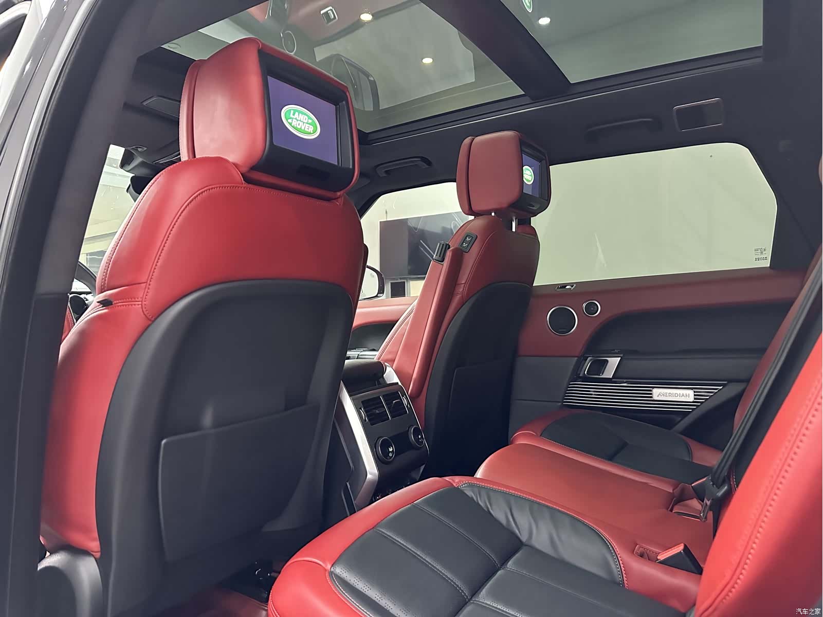 Land Rover Range Rover, 2022 15
