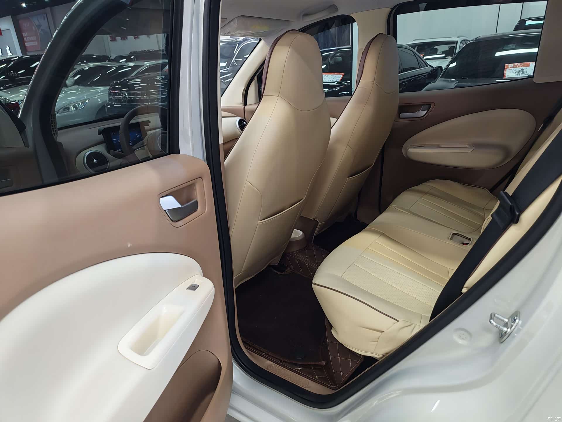 Wuling MINIEV, 2024 6