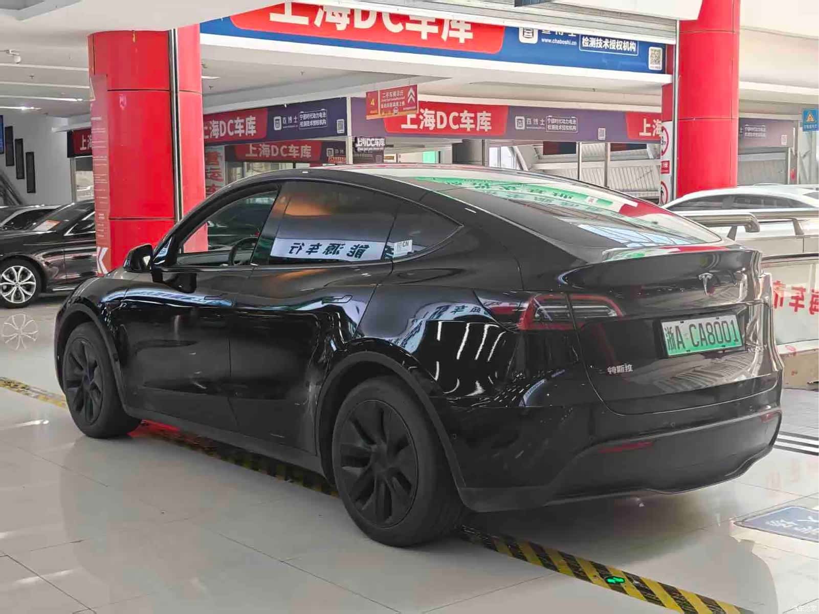 Tesla Model Y, 2024 8