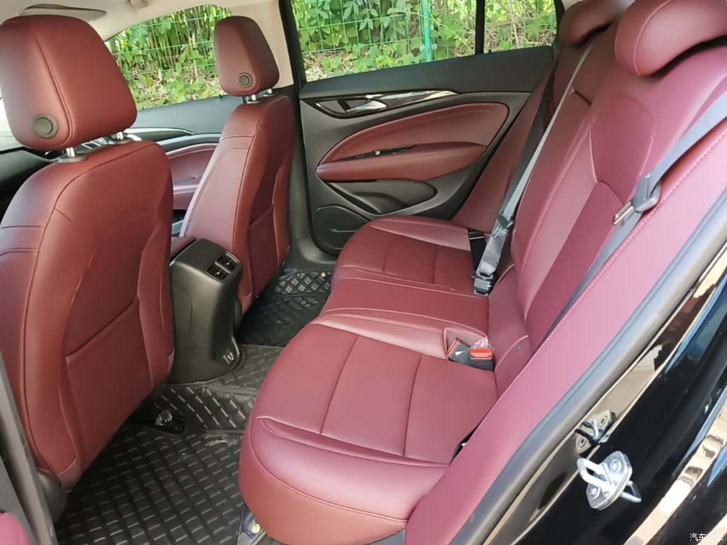 Buick Regal, 2026 17