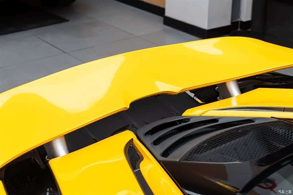 McLaren 720S, 2018 11