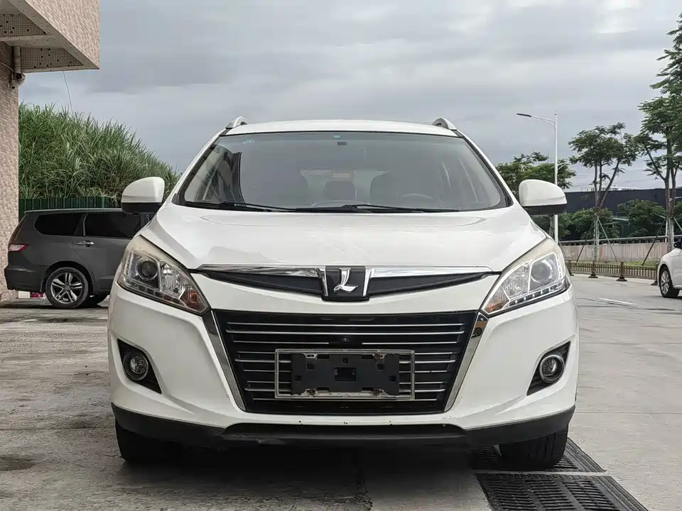 Luxgen Excellent 6 SUV