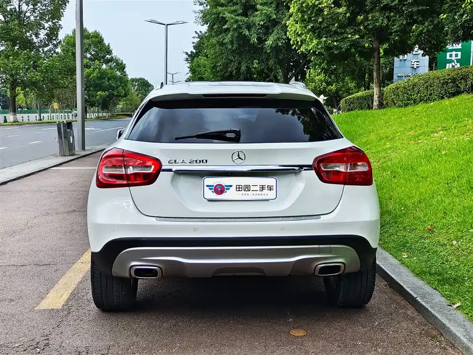 Mercedes-Benz GLA