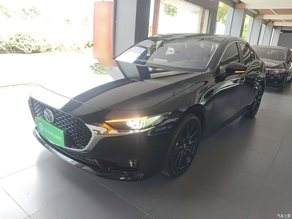 Mazda Mazda3, 2025 1