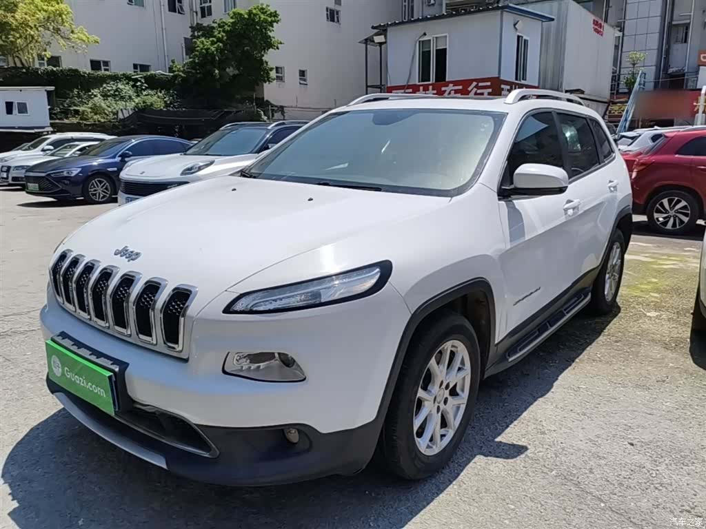 Jeep Cherokee, 2017 1