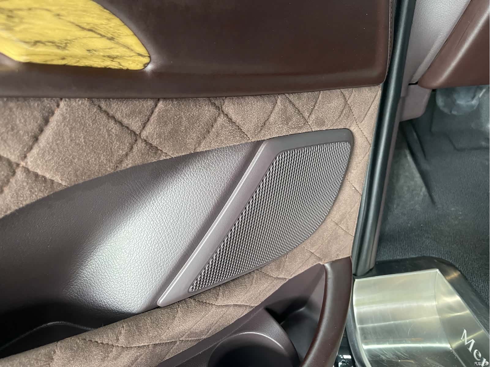 Mercedes-Benz 7, 2019 25