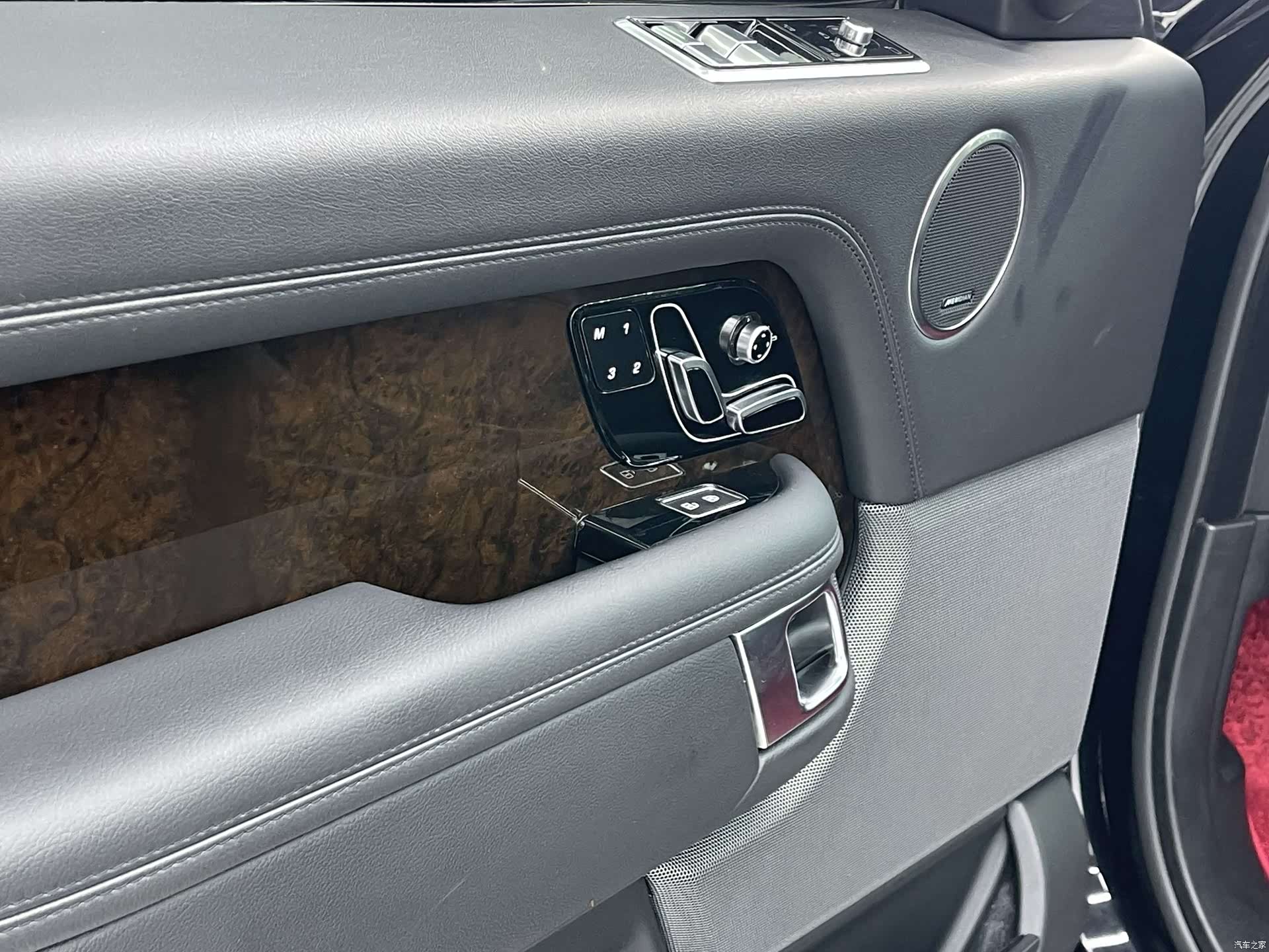 Land Rover Range Rover, 2022 16
