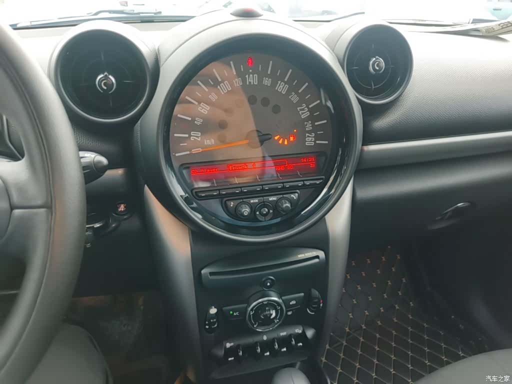 Mini Countryman, 2016 13