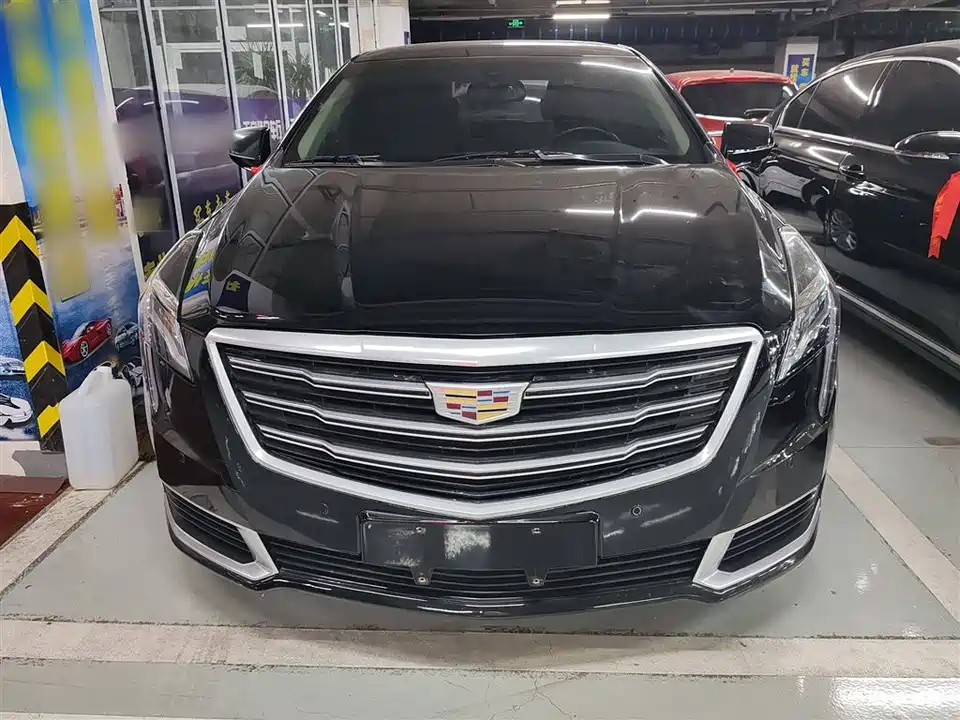 Cadillac XTS