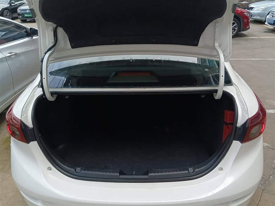 Mazda 3 Angkesaila Mazda 3 Angkesaila