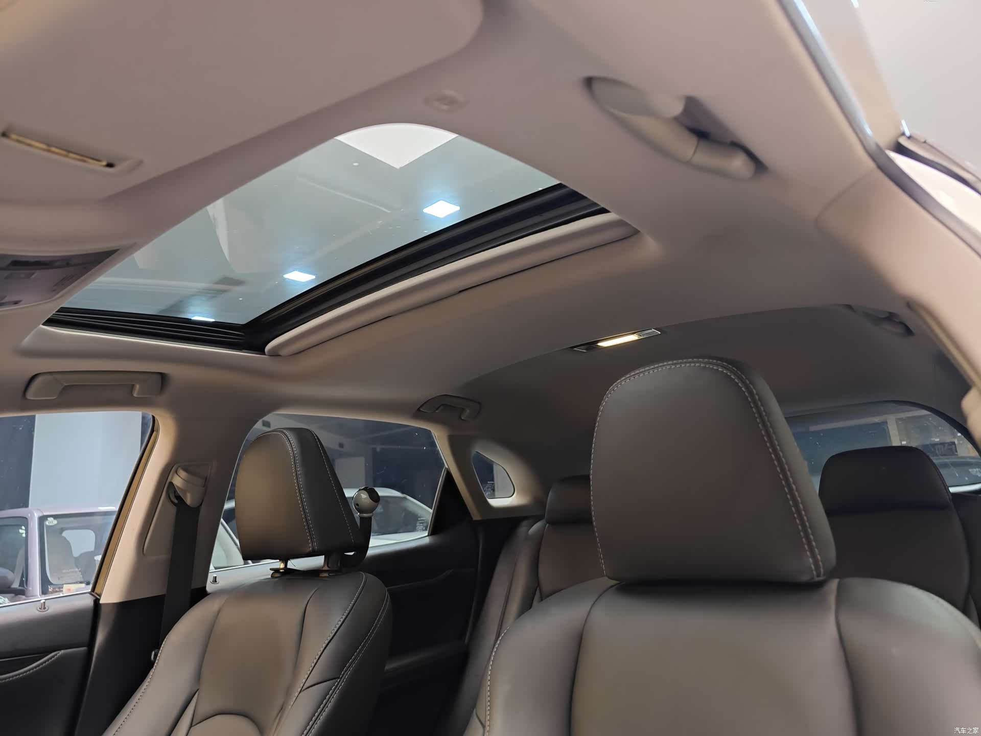 Lexus RX, 2018 13