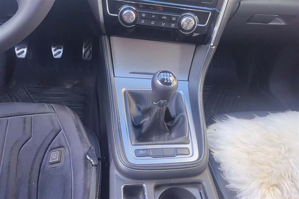 MG MG6, 2018 16