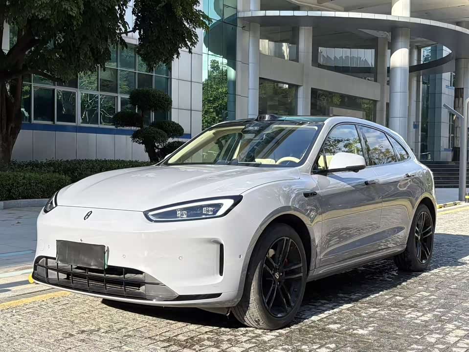 AITO Ask the world M5