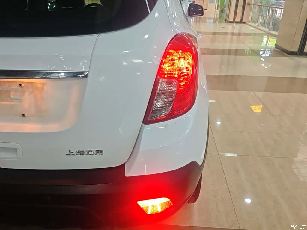Buick Encore, 2015 8