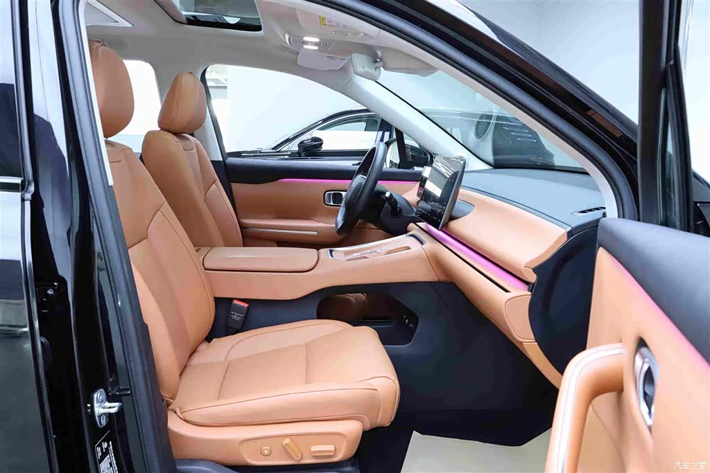 Leapmotor C16, 2025 17