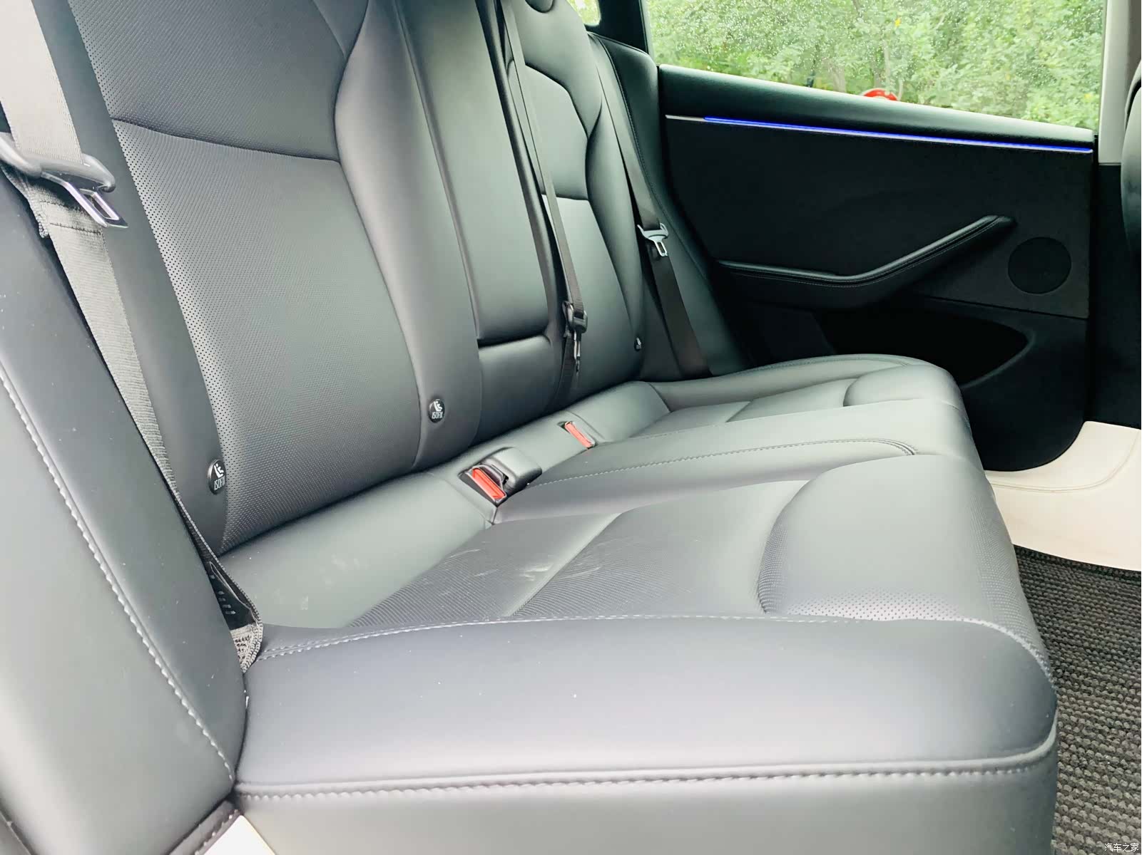 Tesla Model 3, 2024 14