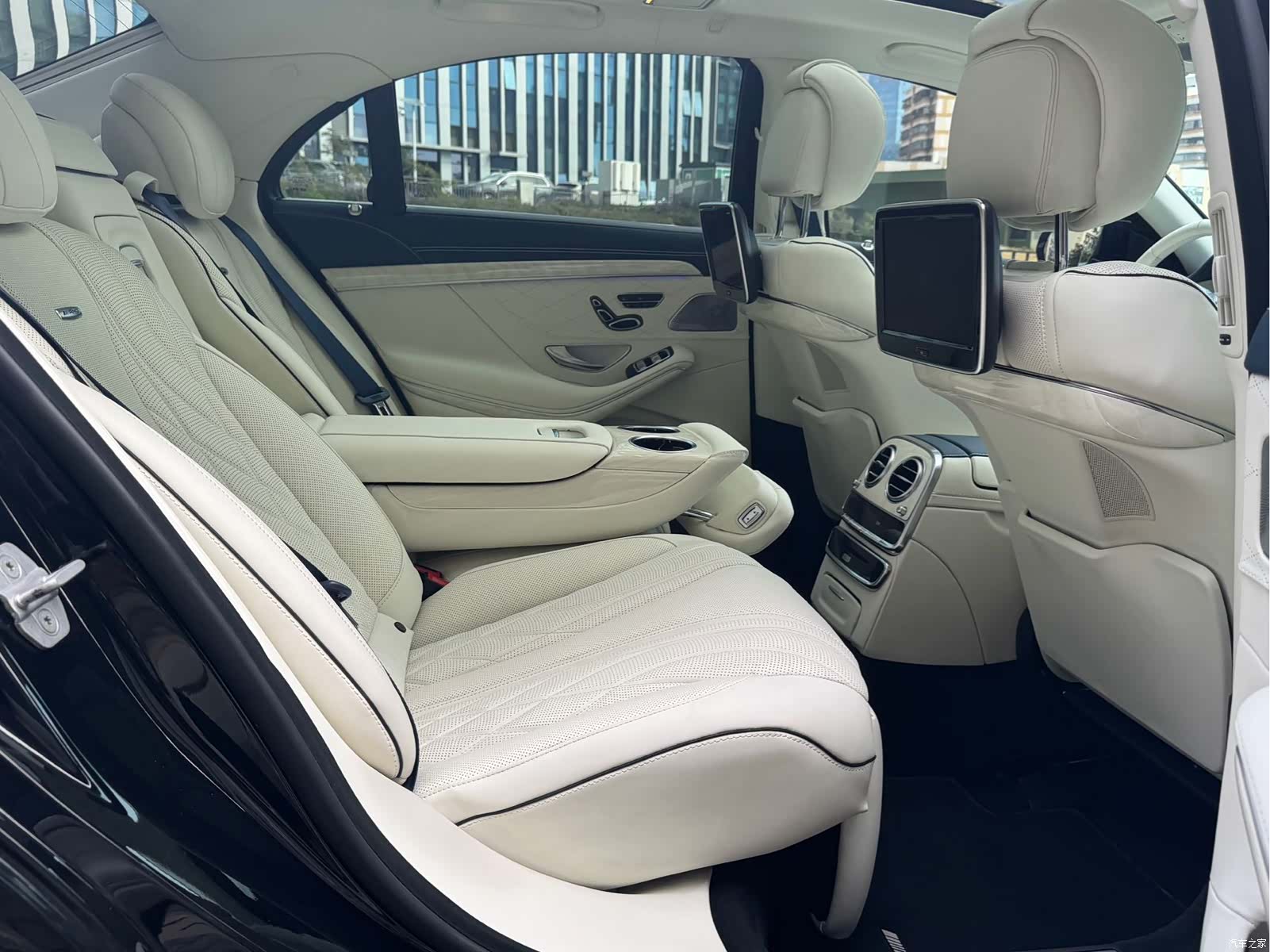 Mercedes-Benz S-Class, 2015 15
