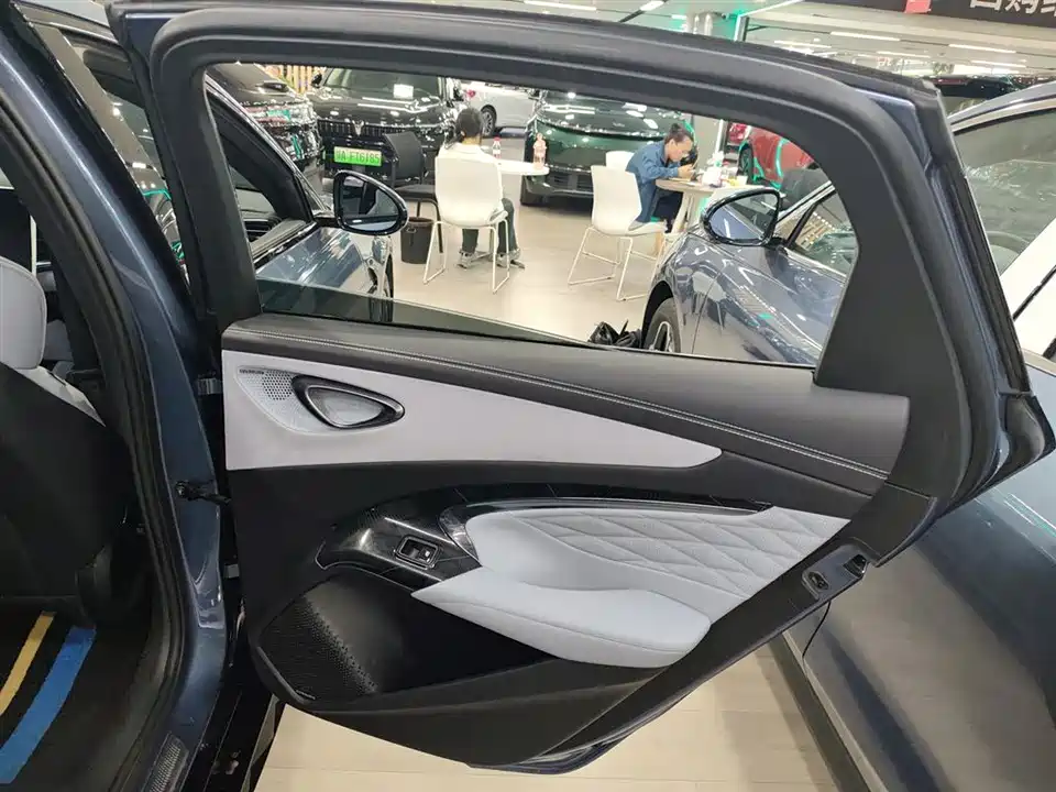 BYD seal