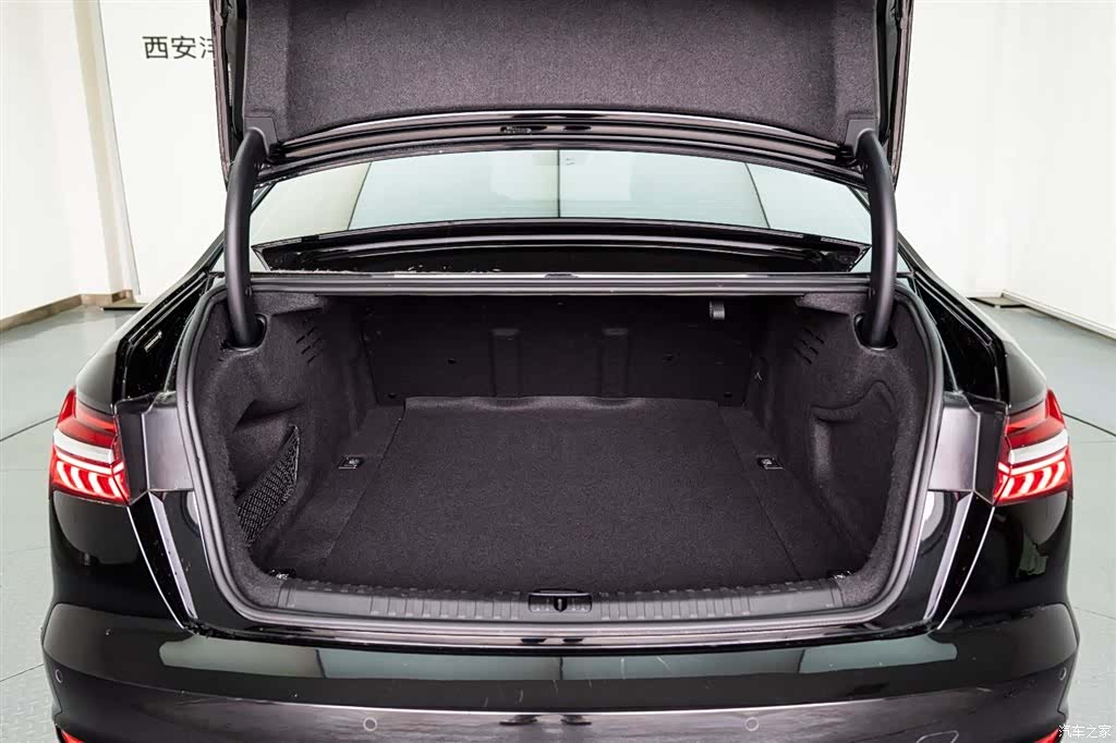 Audi A6L, 2023 8