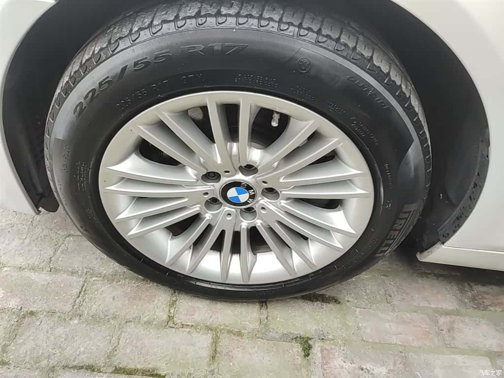 BMW 5 Series, 2016 23