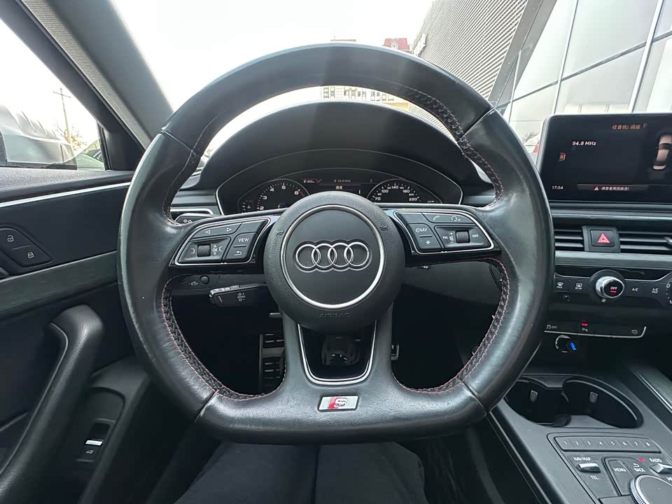 Audi A4L