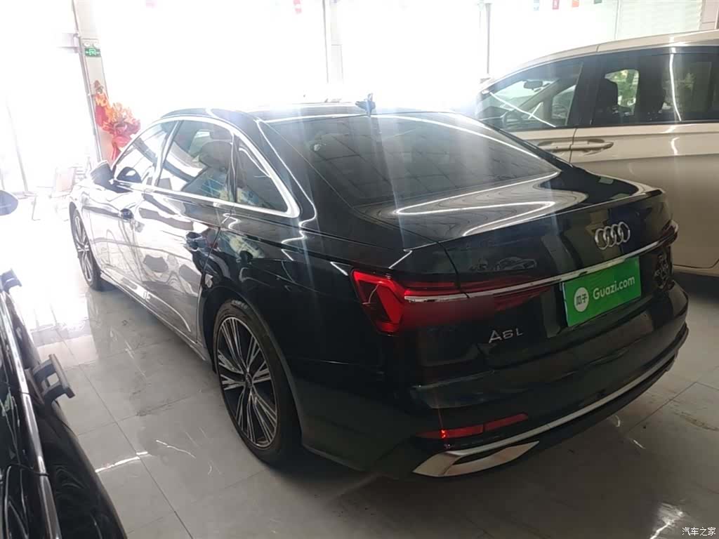 Audi A6L, 2023 все фото