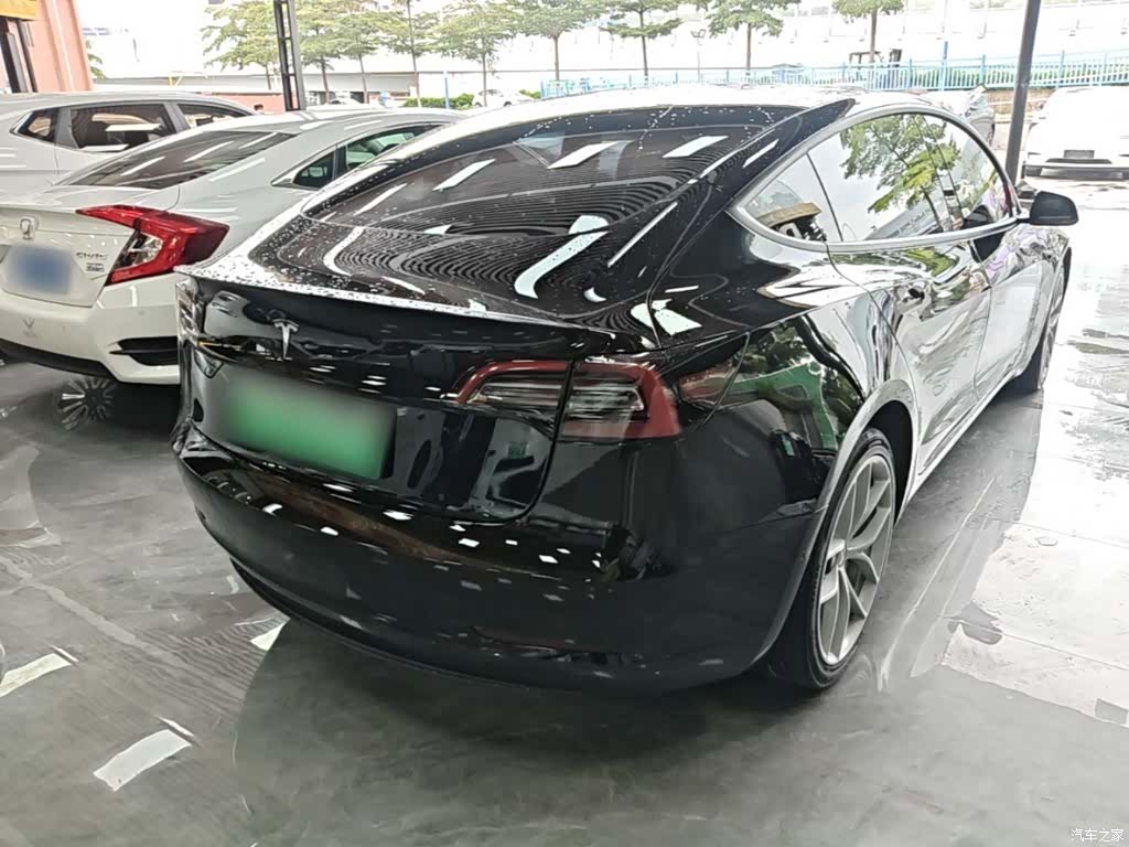 Tesla Model 3, 2022 7