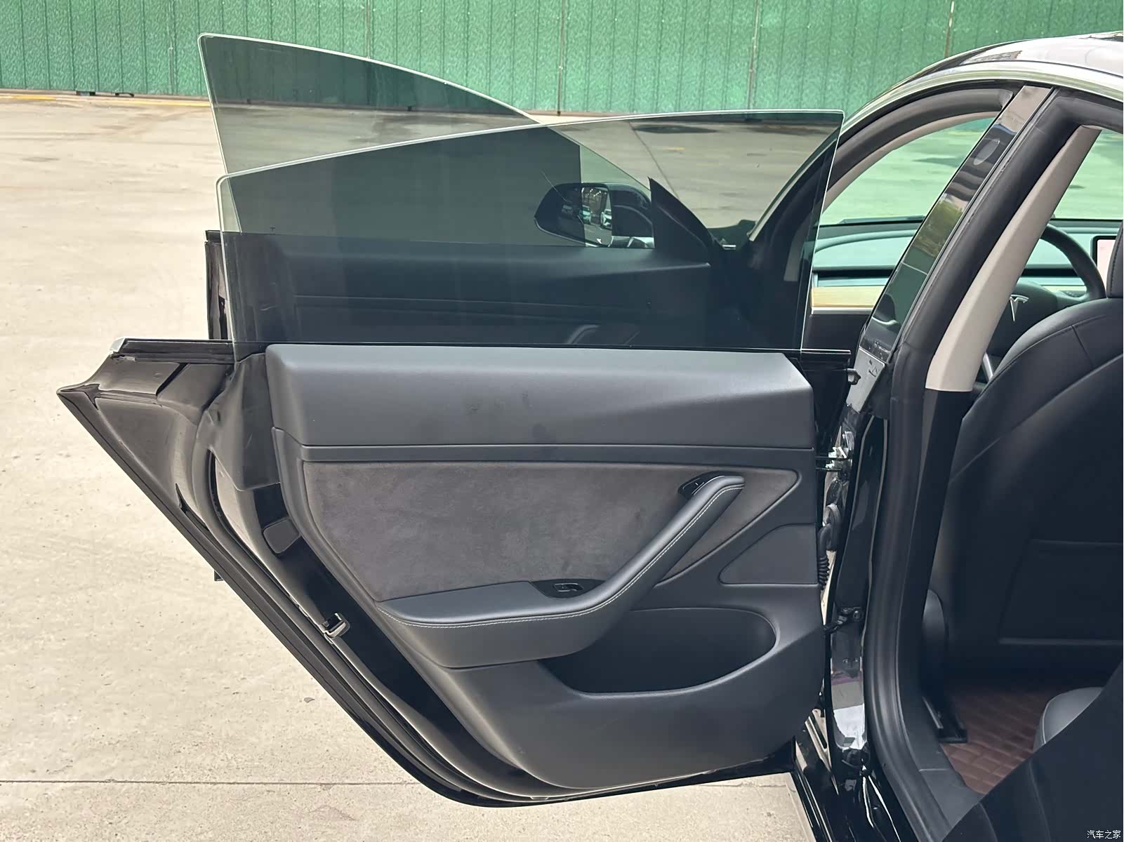 Tesla Model 3, 2021 15