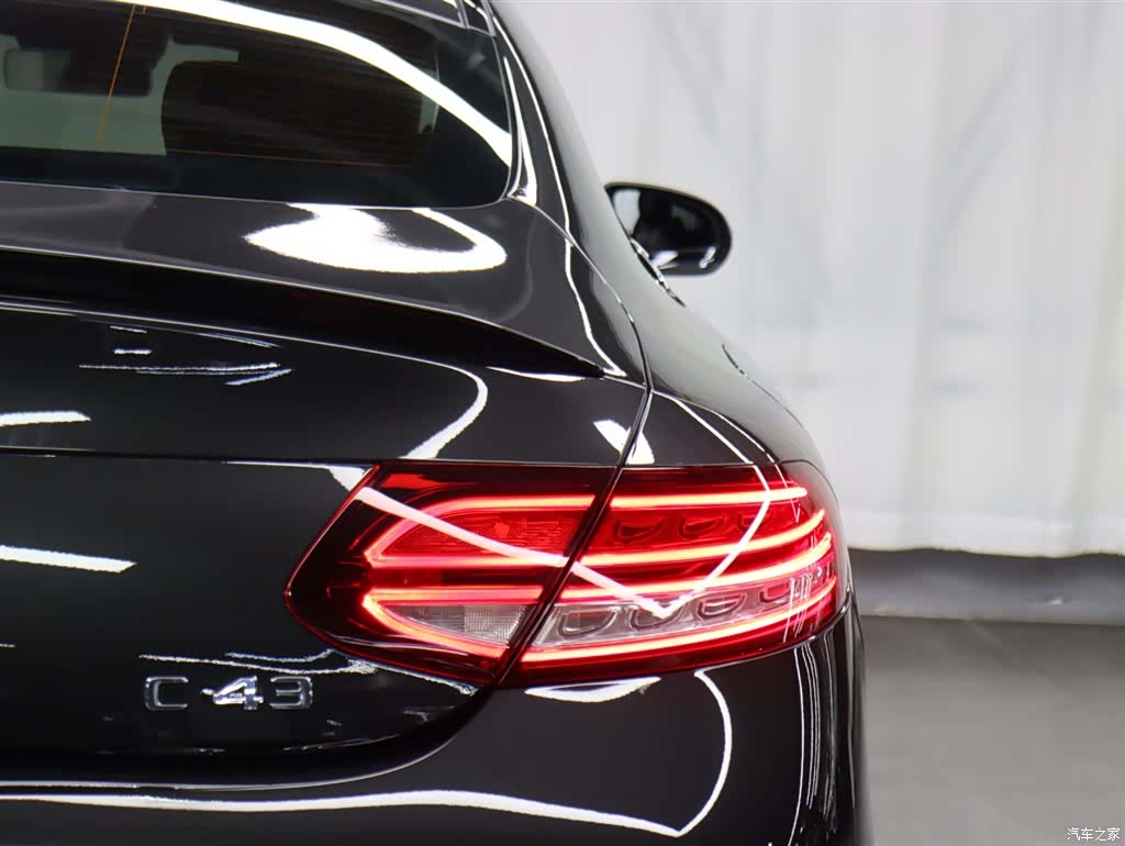 Mercedes-Benz C-Class, 2023 26